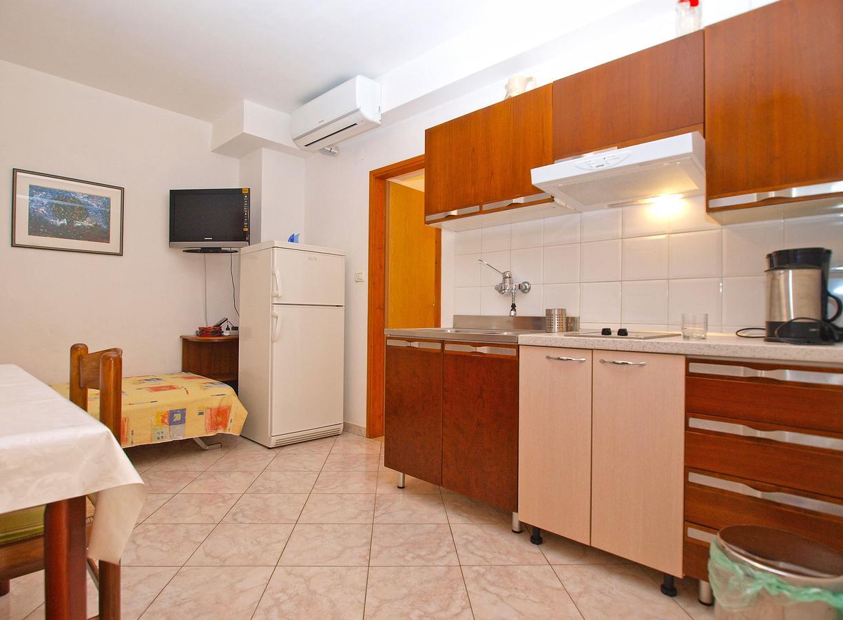 Apartment Elda 1455 Fazana Bagian luar foto