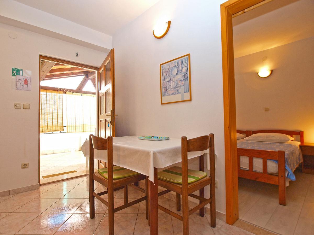Apartment Elda 1455 Fazana Bagian luar foto
